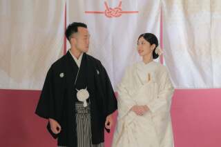 ハウスで暖簾と和装撮影