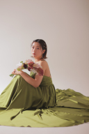 ショートヘア。