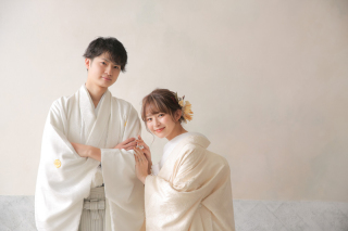 白無垢&times;白紋服