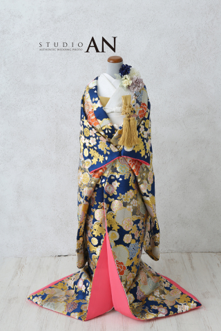 新作色打掛入荷しました(^ ^)