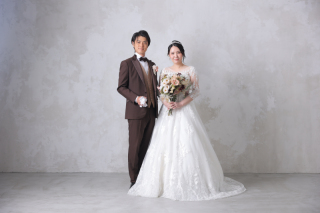 ハウススタジオにて、シンプルにお二人らしく♡