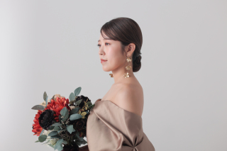 シックな雰囲気でおしゃれ花嫁