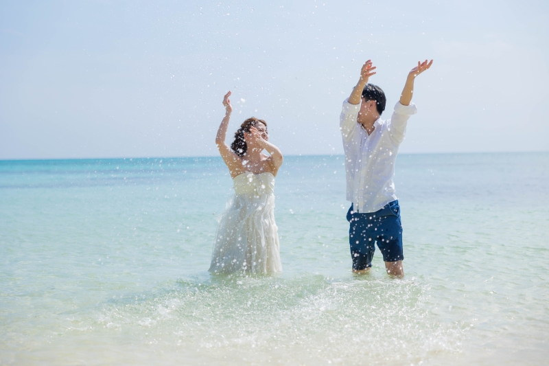 透き通る宮古島ビーチにダイブ!