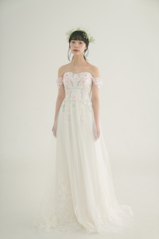 新作衣装が入荷しました!