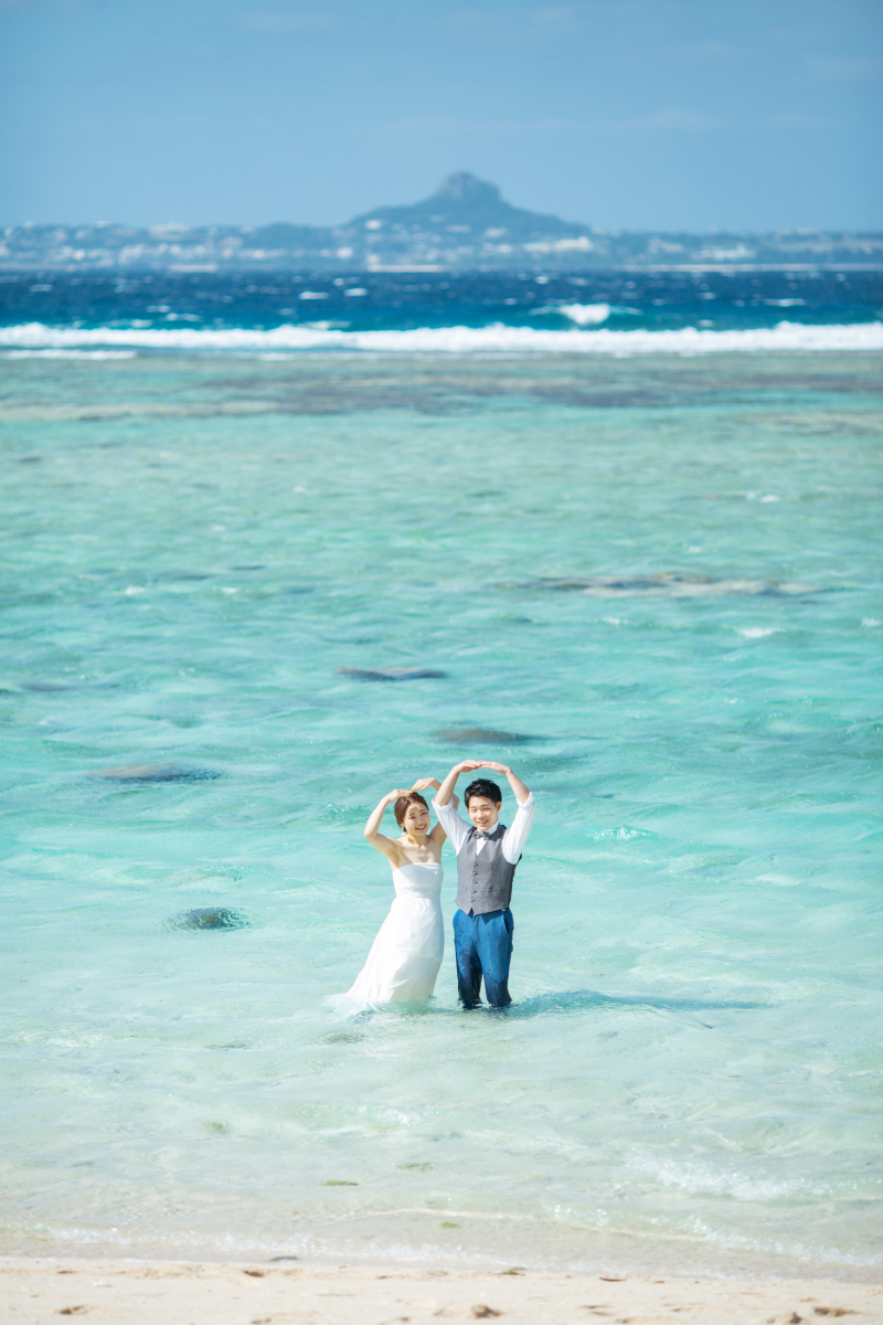 瀬底ビーチで in the sea ♡