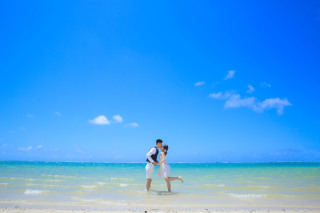 沖縄の綺麗なビーチでお写真を残しませんか♡