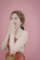 カラードレスのおしゃれな着こなし方♪