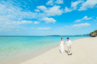 リゾート感のある瀬底ビーチ♪ヘアメイクのご紹介♪