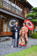 和の美と自然の調和。和装ロケーションで心温まる瞬間を...