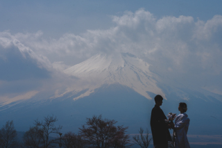 6章　光に包まれる瞬間を！自然光が美しい山中湖のウェディングフォトとは