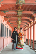 02 伝統と素敵な景観がそろう富士山本宮浅間大社でのウェディングフォト