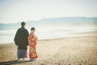 【02】リゾート気分で撮影できる?静波海岸のウェディング前撮りが注目される理由