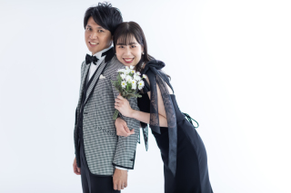 【カラードレスご紹介】ブラックドレス