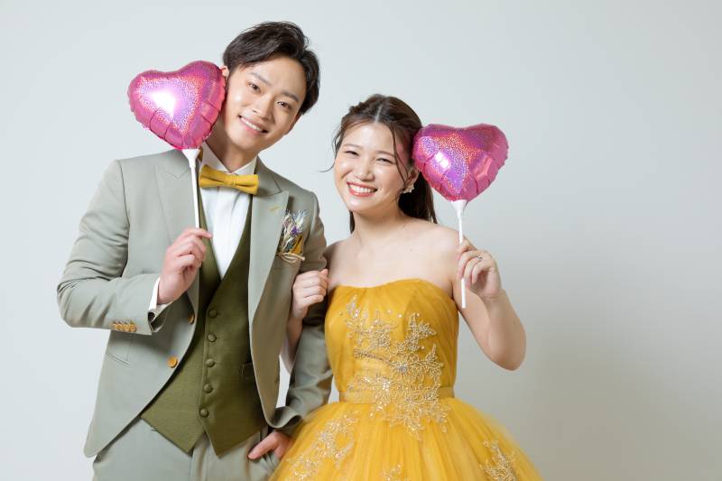 【カラードレスご紹介】夏らしいビタミンカラー!