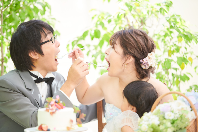 ファーストバイトのケーキもご予約いただけます♪