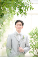 コーディネートは無限大！新郎衣装も豊富です＾＾