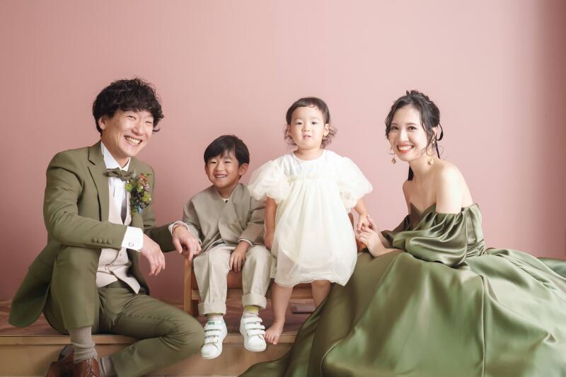 PINK STUDIO を紹介