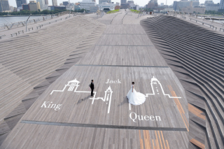 洋装でロケーション撮影♪