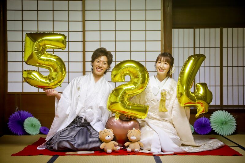 和装撮影がもっと華やかに！人気の持込小物10選で二人らしい一枚を