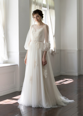 当店自慢のドレスやタキシードをご紹介!