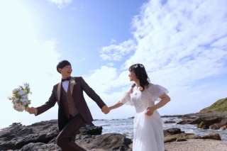 写真が苦手でも大丈夫！前撮りで「自然な笑顔」を引き出すプロのワザ