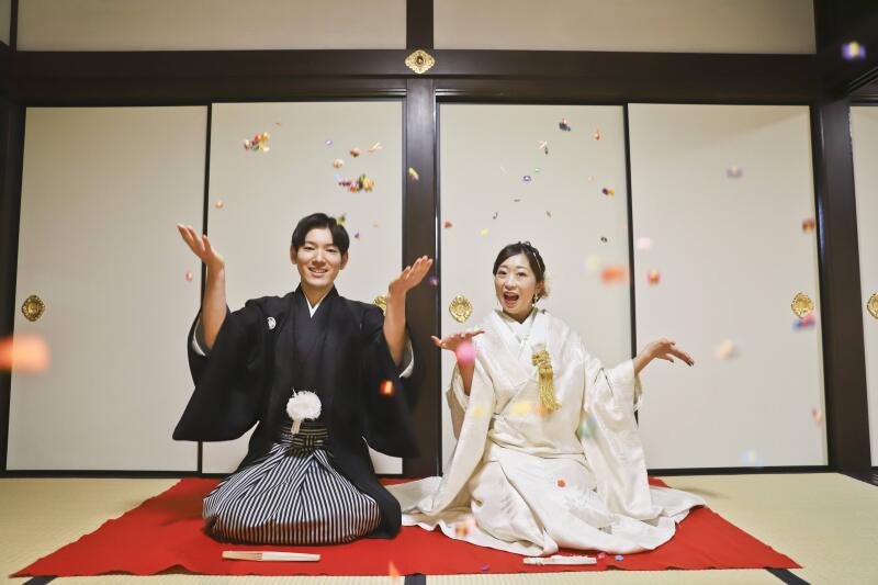 雨でも暑くても大丈夫！当店自慢のスタジオで特別な前撮り体験を