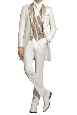 当店自慢のドレスやタキシードをご紹介！