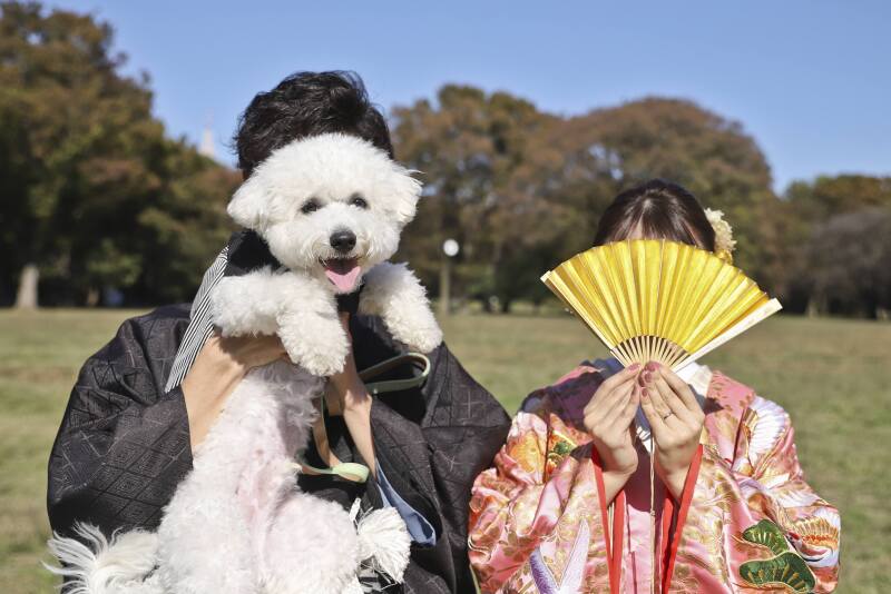 家族の一員ペットとの撮影OK!抱っこも出来ますよ♪