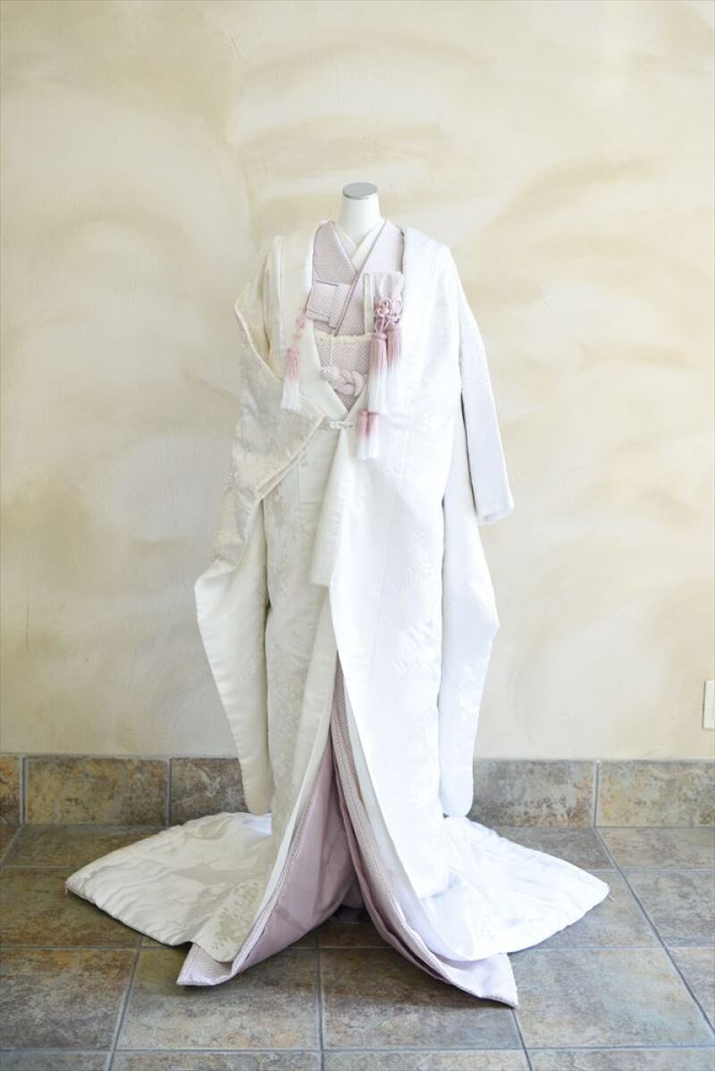 白無垢や色打掛の下に★花嫁掛下の新色が入荷しました♪