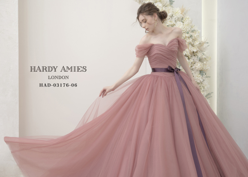 秋に着たくなる！カラードレスをご紹介&hellip;♡