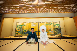 ホテルやハウスウェディング施設のチャペル撮影や料亭のお庭での撮影も可能に。