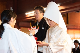 金沢神社婚プラン187,000円～。衣装・着付・神社での結婚式スナップ迄セット！