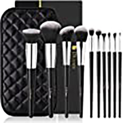 まん延防止解除後もアート工房の安心撮影のための化粧筆プレゼントは継続実施！