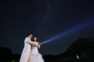 昨日は星空ウェディングと夕暮れ海岸ロケーション撮影