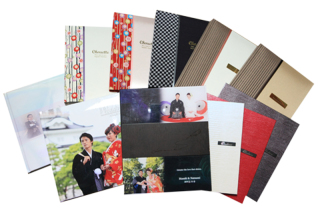 高級デザインアルバムを半額にて作成中♪