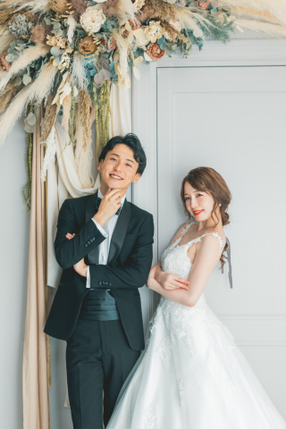 スタジオリシアンのフォトスポット【パンパスグラスの扉】