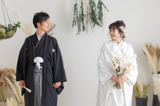 \スタジオ&ロケ両方で ドレスも和装も/