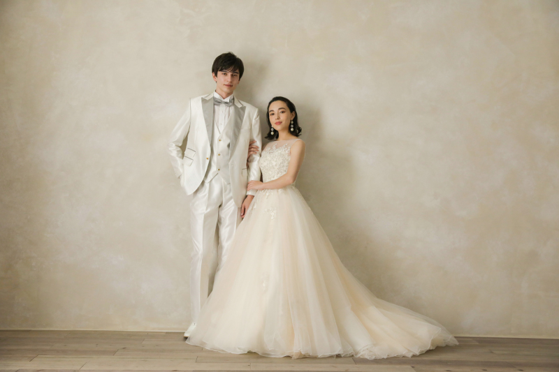 主役はおふたり 定番ポーズ 公開日 年11月21日 Claire梅田店 大阪府でフォトウェディング探すならphotorait 主役はおふたり 定番ポーズ 公開日 年11月21日 Claire梅田店 大阪府でフォトウェディング探すならphotorait