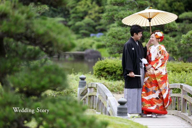 日本庭園でのロケーション撮影です、緑がますます青々として、お写真映えする季節です