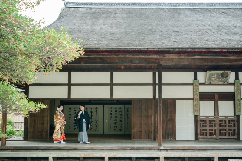 冬の前撮りは、お寺ロケが一押し
