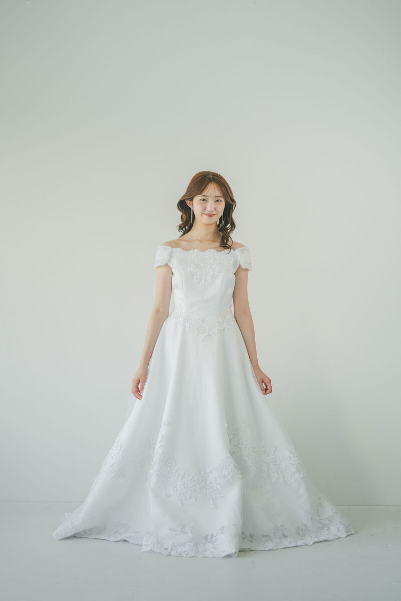 ドレスのご紹介