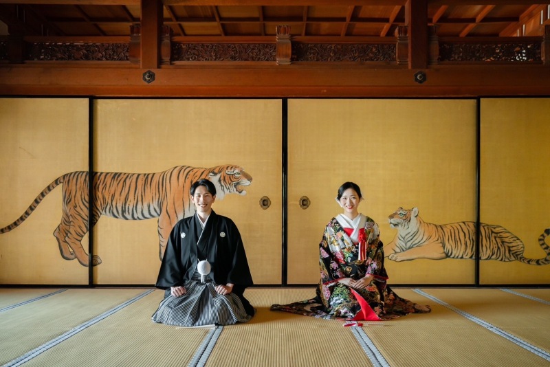 寺院で正座シーンを撮ろう！