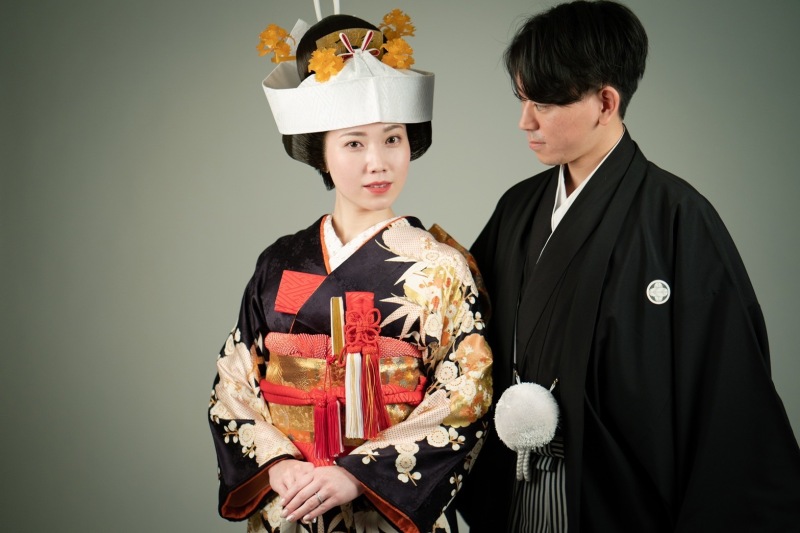 お寺で撮影 (引き振袖)