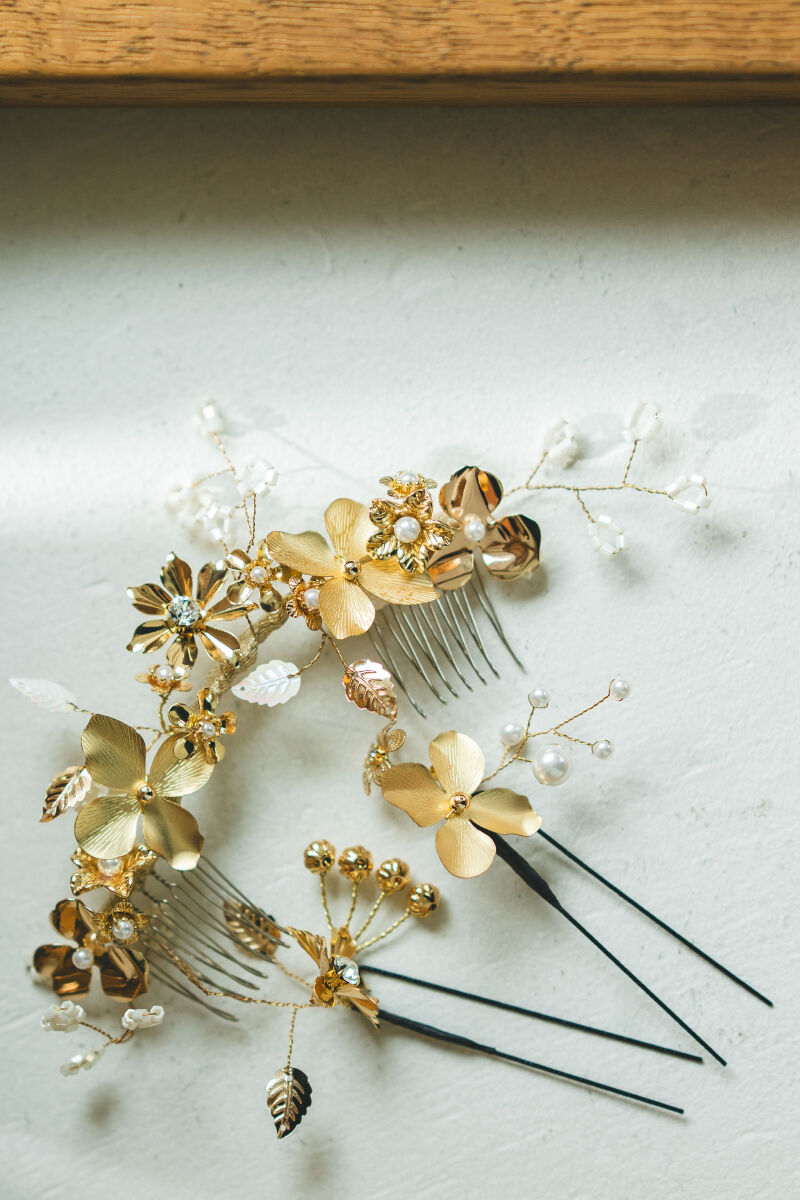 洋装のアクセサリー