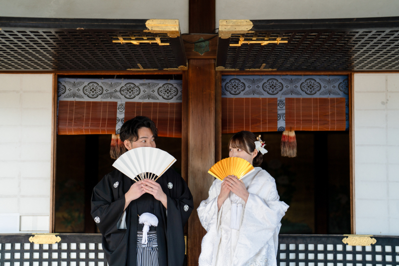 雪舞う大覚寺