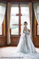 新作ウェディングドレス　emu