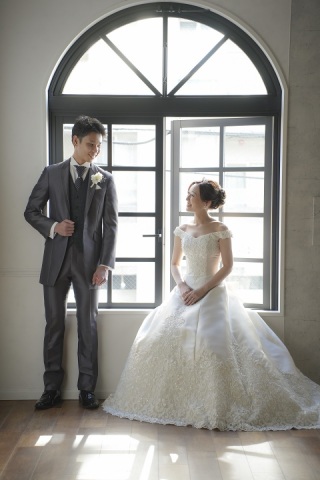 アーチウィンドウ