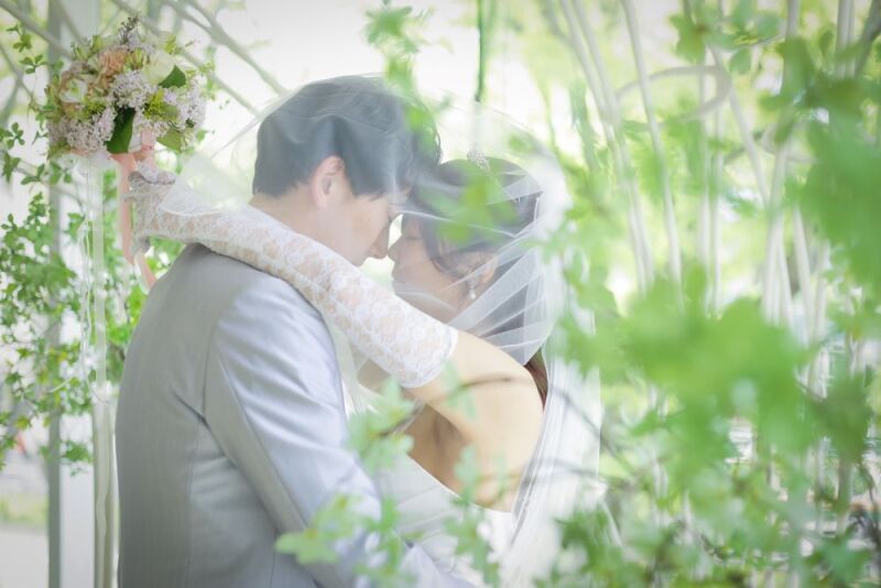 フォトウェディングと会食が結婚式の代わりの新しいスタイルに。「フォト会食プラン」