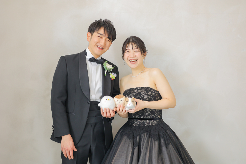 オーバーカラードレスで一瞬でお色直し！