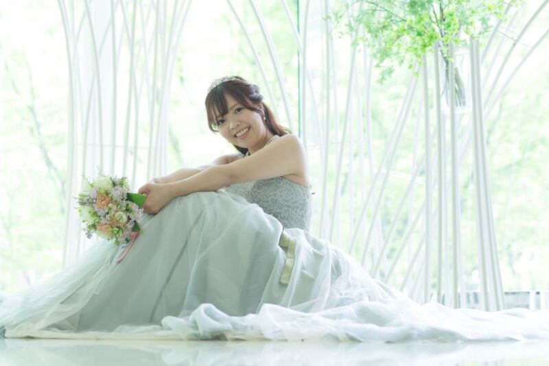 フォトウェディングと会食が結婚式の代わりの新しいスタイルに。「フォト会食プラン」
